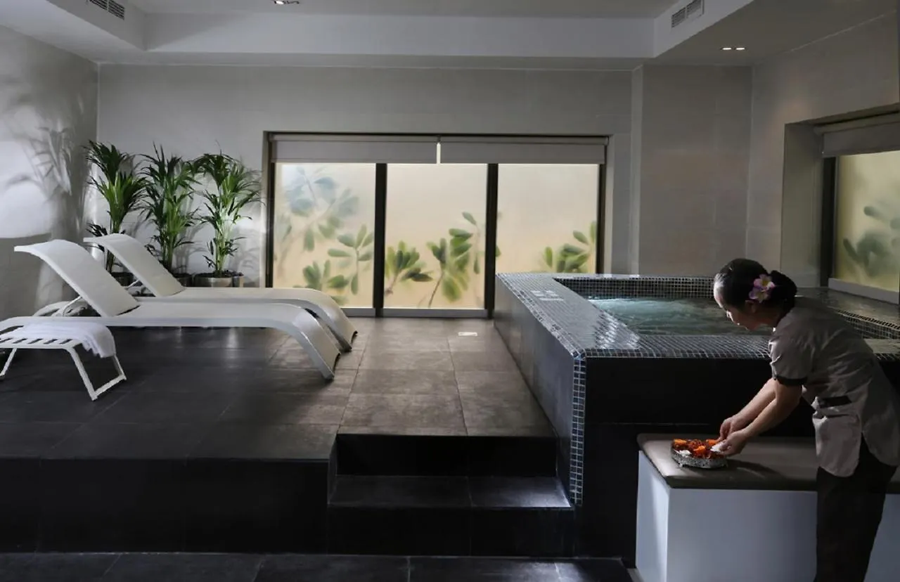 Ramada Hotel, Suites And Apartments By Wyndham Dubai Jbr Emirati Arabi Uniti