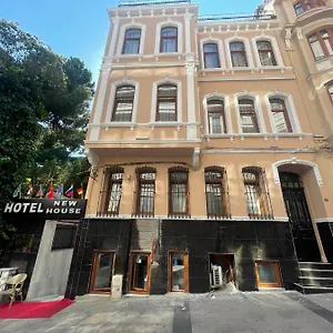 Hotel New House ****