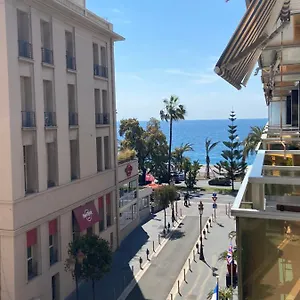 Le Royal, Spacious Seaside Rooftop And Pool Apartment Nice
