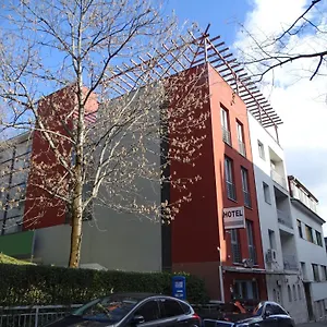 hotellátogatás