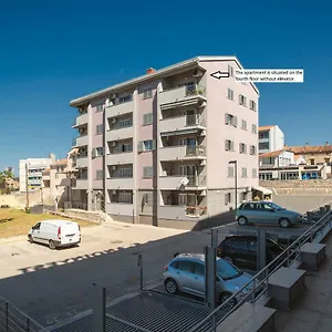 Gallery Apartment Pula