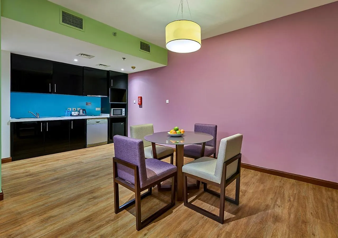 Ramada Hotel, Suites And Apartments By Wyndham Dubai Jbr
