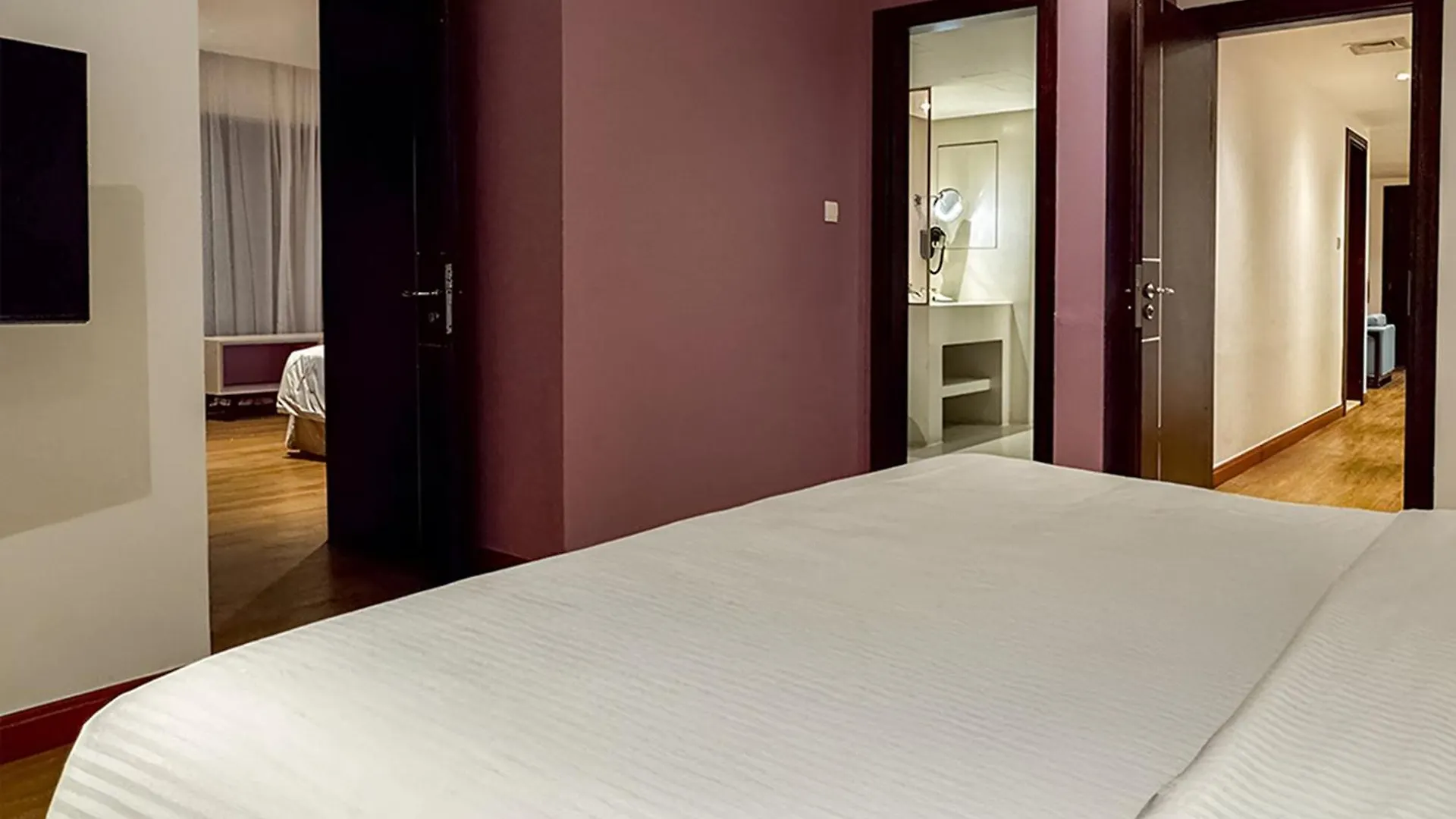 Ramada Hotel, Suites And Apartments By Wyndham Dubai Jbr